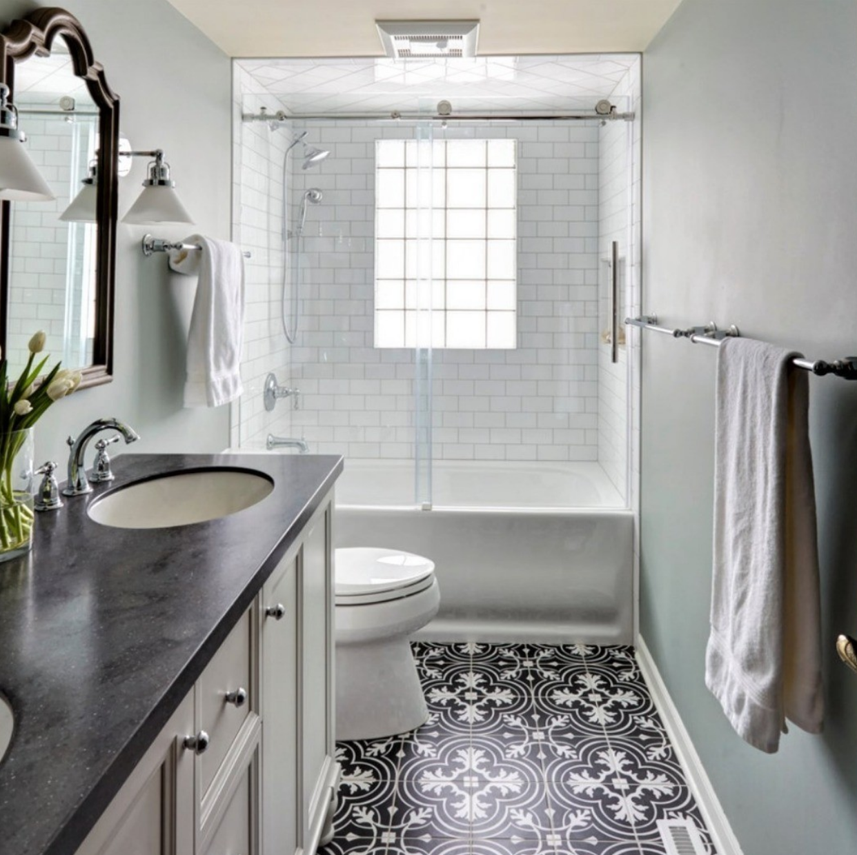 Modern Bathtub and Shower Door From Aston Bath